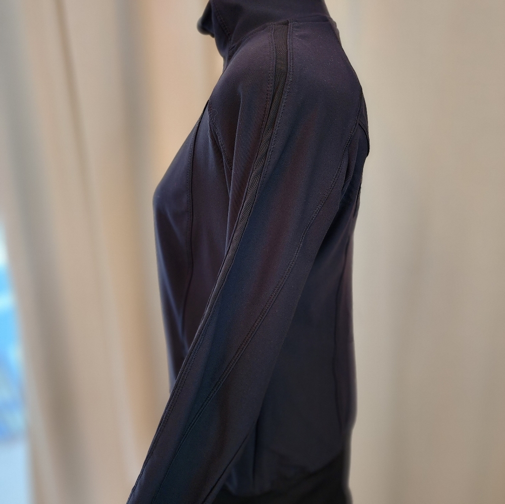 Apana Athletic Jacket Light Weight Women's size Small - Picture 3 of 9